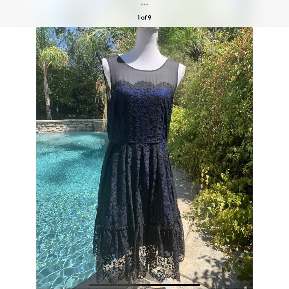 Moulinette Soeurs Anthropologie Lace overlay on Royal blue Ruffle hem Size 10 ⭐️